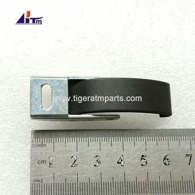 Części maszyny bankomatu NCR S2 Pick Module Toggle Lock 445-0756286-10