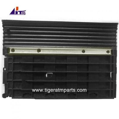 Automatyczne części zamienne Diebold Nixdorf Opteva Tambour Door Assembly 49208428000B