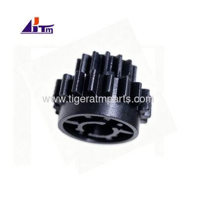 KD03703-D001-64 Podwójna przekładnia 14/18T do części bankomatu Fujitsu G750 z górną podstawą